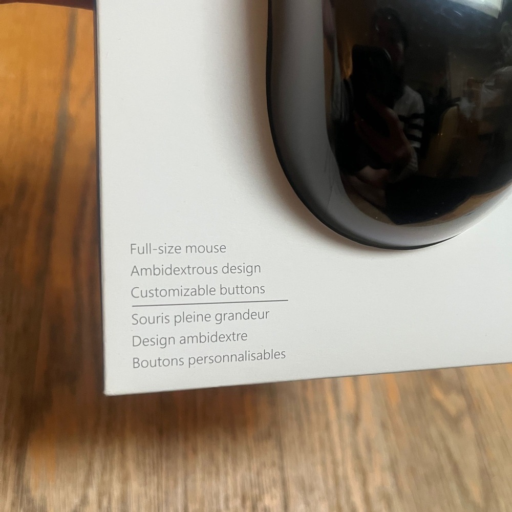 Microsoft Wireless 900 Mouse Black Full-Size USB Ambidextrous PW4-00001 NEW - Picture 4 of 4